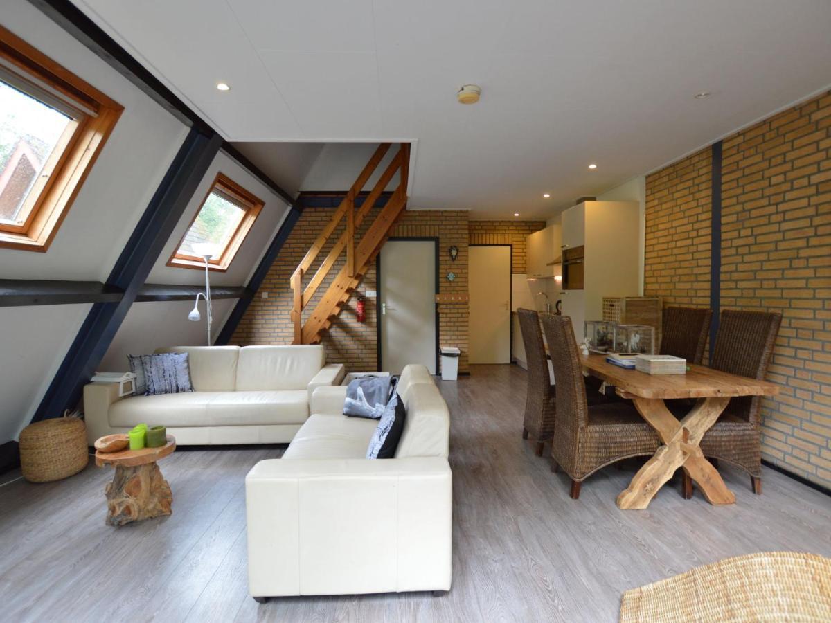 Tranquil Holiday Home In Limburg Amid A Forest Stramproy Экстерьер фото